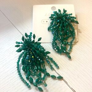 Emerald Green Beaded Statement Earrings NWT $165 3”